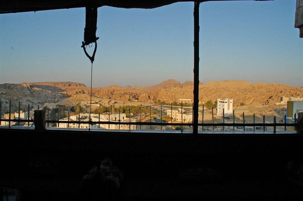 Candles Hotel Wadi Musa Exteriör bild
